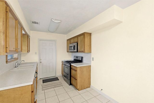 703 Overbluff Street, Channelview, TX 77530