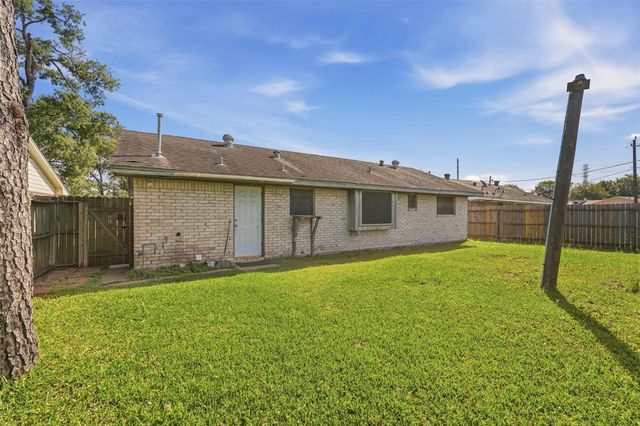 703 Overbluff Street, Channelview, TX 77530