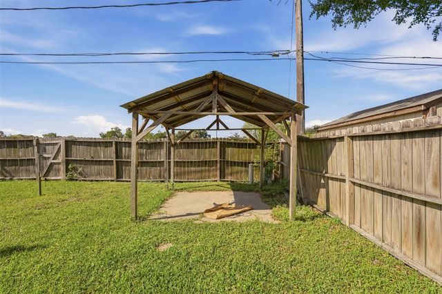 703 Overbluff Street, Channelview, TX 77530