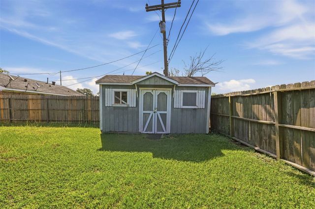 703 Overbluff Street, Channelview, TX 77530