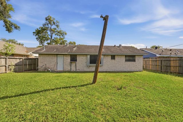 703 Overbluff Street, Channelview, TX 77530