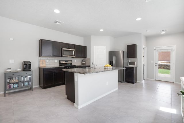 4856 Longs Peak Road NE, Rio Rancho, NM 87144