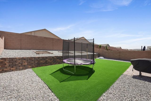 4856 Longs Peak Road NE, Rio Rancho, NM 87144
