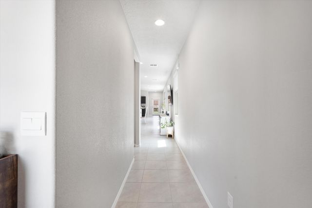 4856 Longs Peak Road NE, Rio Rancho, NM 87144