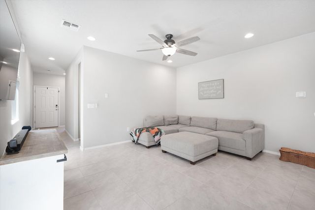4856 Longs Peak Road NE, Rio Rancho, NM 87144