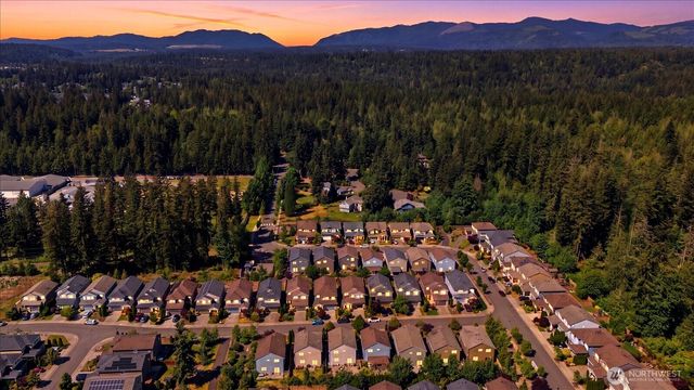 24211 SE 258th Wy, Maple Valley, WA 98038