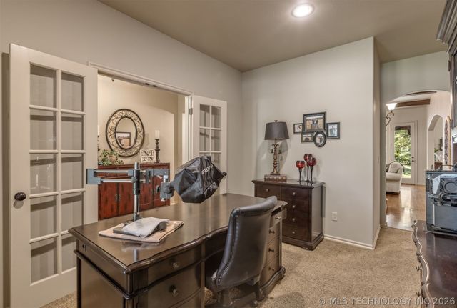 6920 W 42nd Street, Tulsa, OK 74107