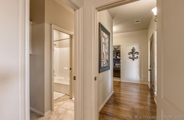 6920 W 42nd Street, Tulsa, OK 74107