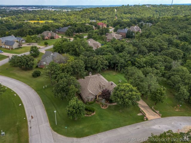 6920 W 42nd Street, Tulsa, OK 74107