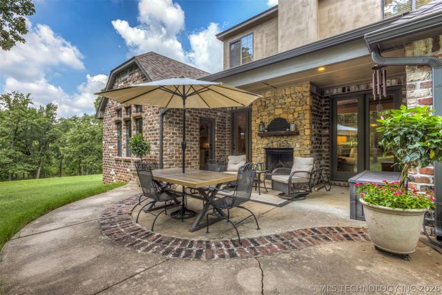 6920 W 42nd Street, Tulsa, OK 74107
