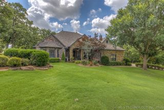6920 W 42nd Street, Tulsa, OK 74107
