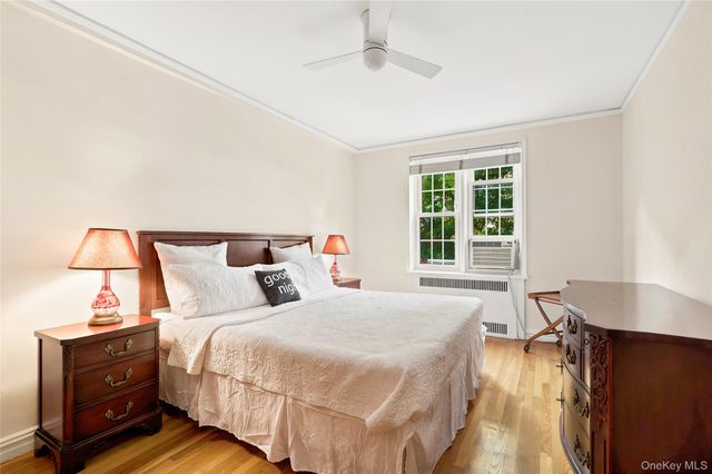 949 Palmer Road 1R, Bronxville, NY 10708