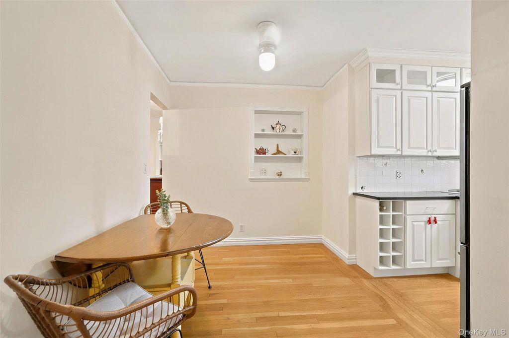 949 Palmer Road 1R, Bronxville, NY 10708 — photo 5
