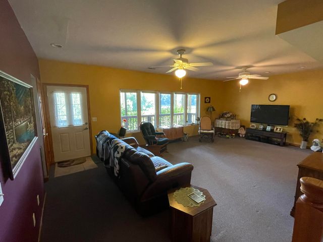 441 Cane Cove Road, Cape Fair, MO 65624