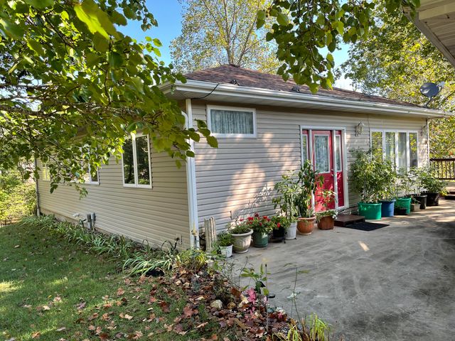 441 Cane Cove Road, Cape Fair, MO 65624