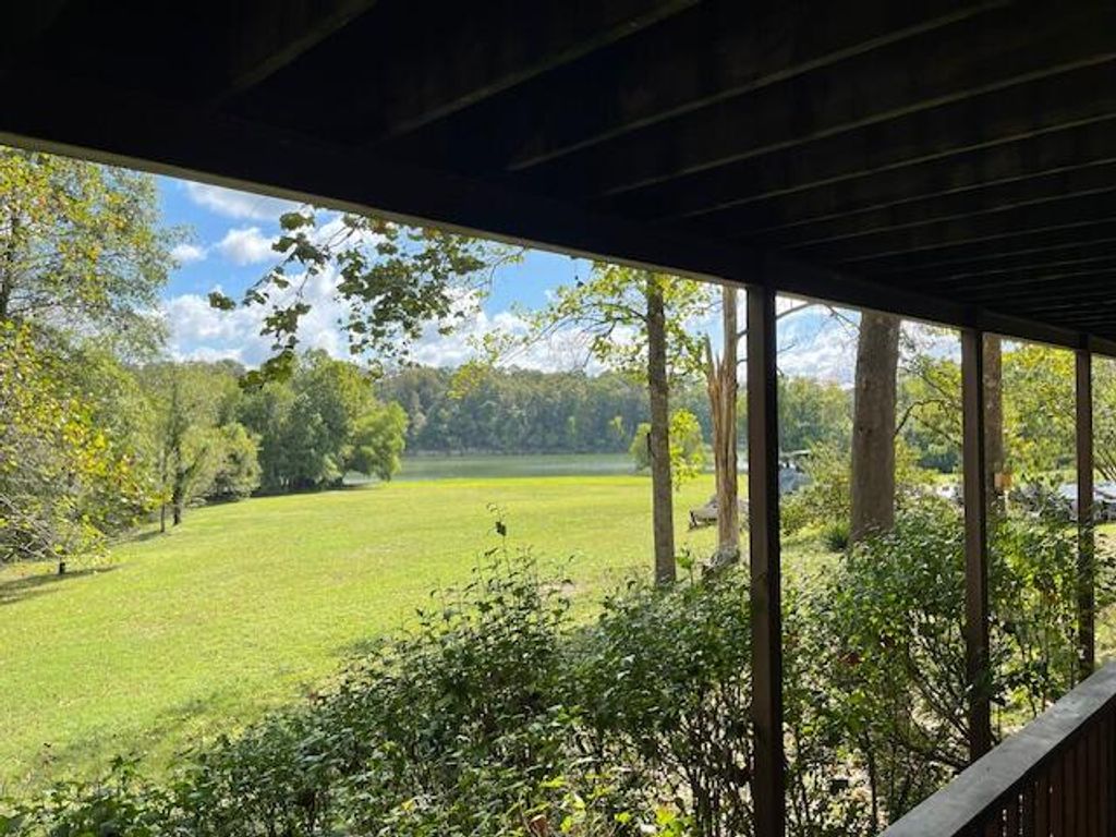 441 Cane Cove Road, Cape Fair, MO 65624