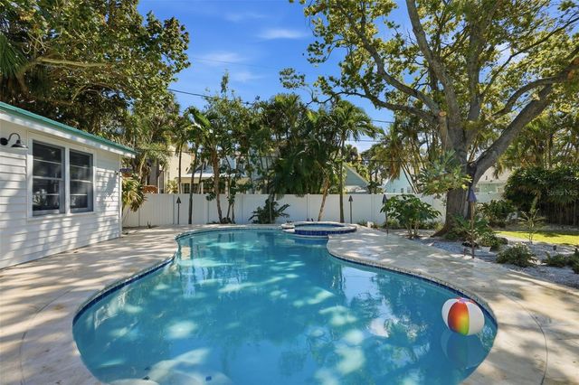 759 LANTANA AVENUE, Clearwater, FL 33767