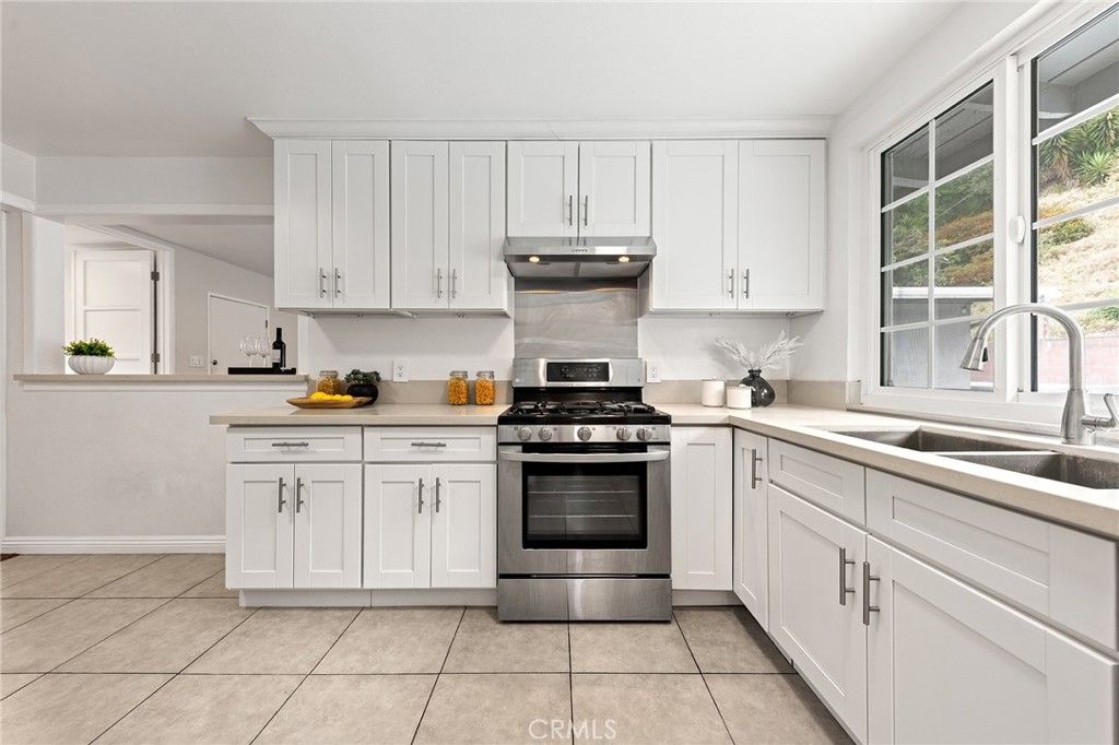 Image 16 of property listing at 1400 Loma Verde Street, Monterey Park, CA 91754