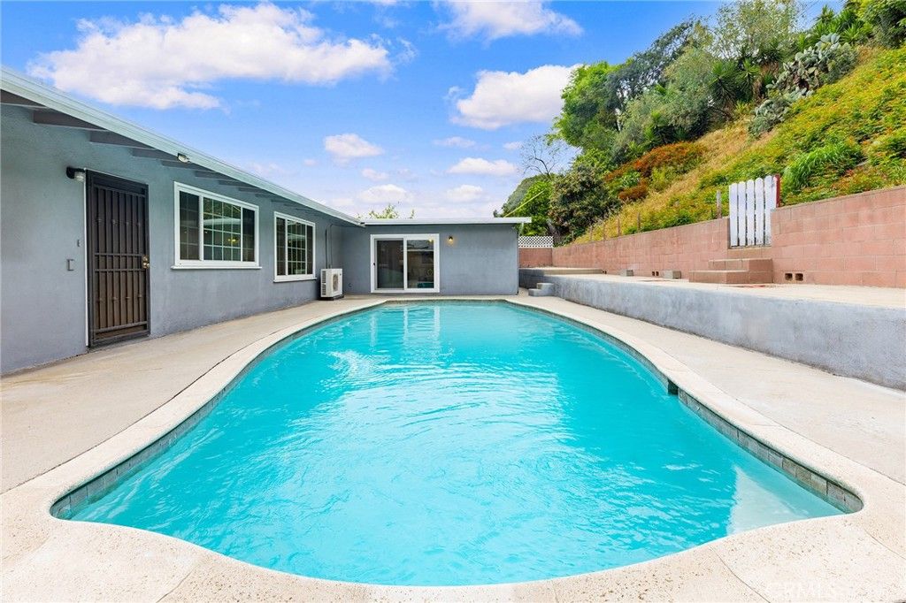 Image 33 of property listing at 1400 Loma Verde Street, Monterey Park, CA 91754