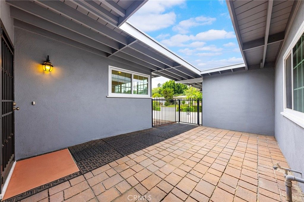 Image 4 of property listing at 1400 Loma Verde Street, Monterey Park, CA 91754