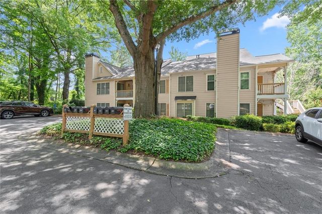 2517 Vineyard Way SE, Smyrna, GA 30082
