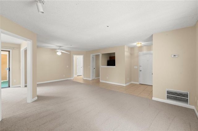2517 Vineyard Way SE, Smyrna, GA 30082