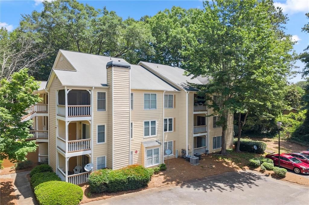 2517 Vineyard Way SE, Smyrna, GA 30082
