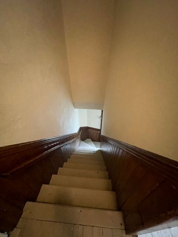 50 Whipple St 2, Worcester, MA 01607