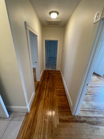 50 Whipple St 2, Worcester, MA 01607
