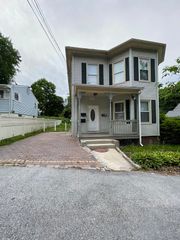 50 Whipple St 2, Worcester, MA 01607