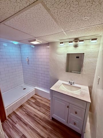 23 Bonavesta Ter, Lynn, MA 01905