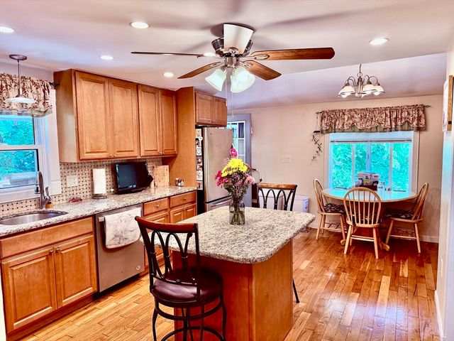 23 Bonavesta Ter, Lynn, MA 01905