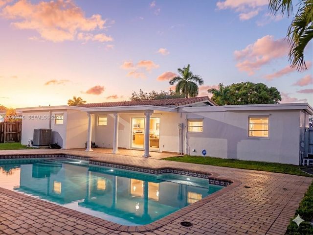 3831 E 10th Ave, Hialeah, FL 33013