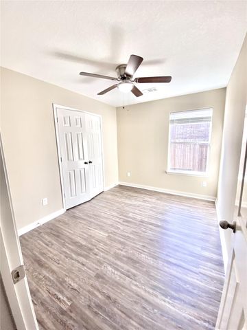 28922 San Bernard River Loop, Spring, TX 77386