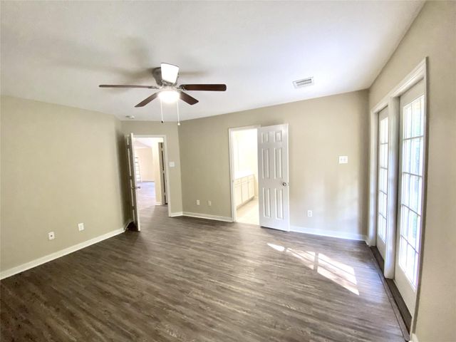 28922 San Bernard River Loop, Spring, TX 77386