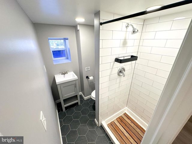 1984 RENOVO ST, Philadelphia, PA 19138