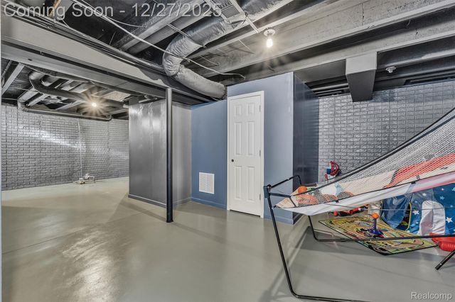 3343 Pine Run Drive, Swartz Creek, MI 48473