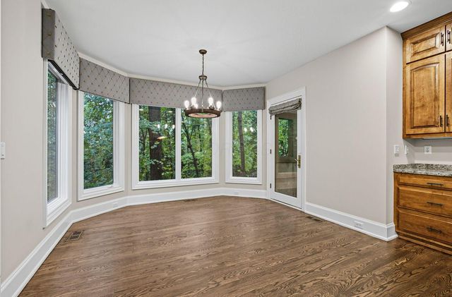 5055 Slate Run Woods Court, Upper Arlington, OH 43220