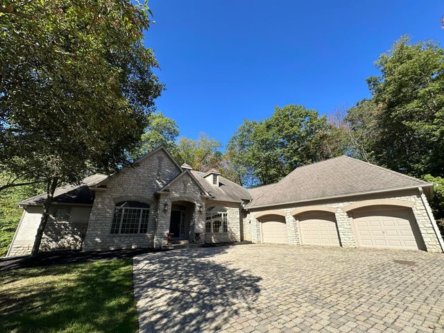 5055 Slate Run Woods Court, Upper Arlington, OH 43220