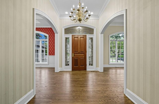 5055 Slate Run Woods Court, Upper Arlington, OH 43220