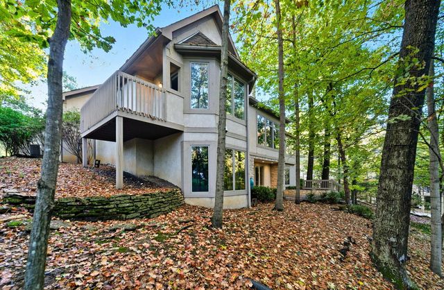 5055 Slate Run Woods Court, Upper Arlington, OH 43220