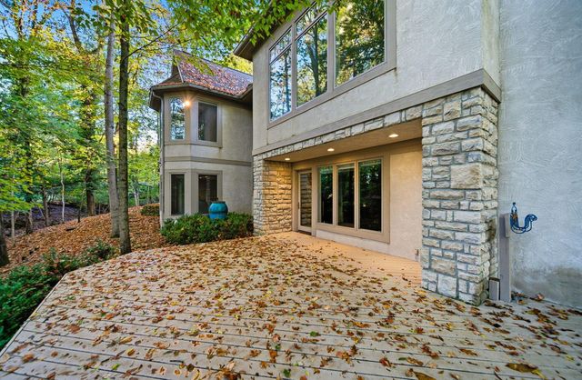 5055 Slate Run Woods Court, Upper Arlington, OH 43220