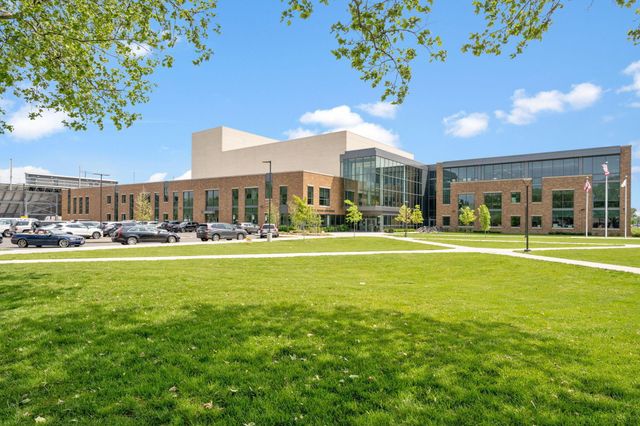 5055 Slate Run Woods Court, Upper Arlington, OH 43220