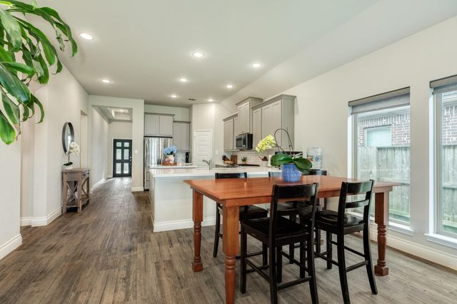 9230 Eckert Road, Iowa Colony, TX 77583