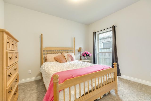 9230 Eckert Road, Iowa Colony, TX 77583