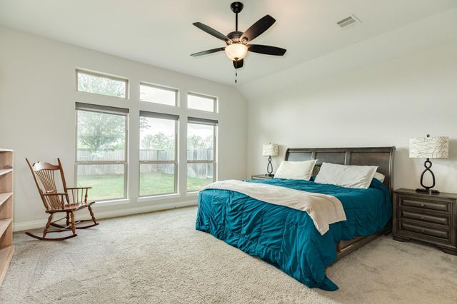 9230 Eckert Road, Iowa Colony, TX 77583