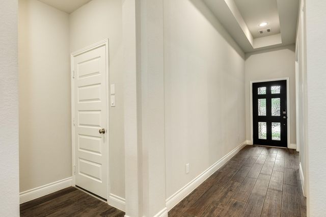 9230 Eckert Road, Iowa Colony, TX 77583