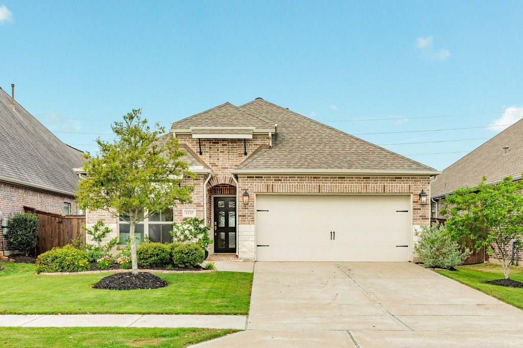 9230 Eckert Road, Iowa Colony, TX 77583