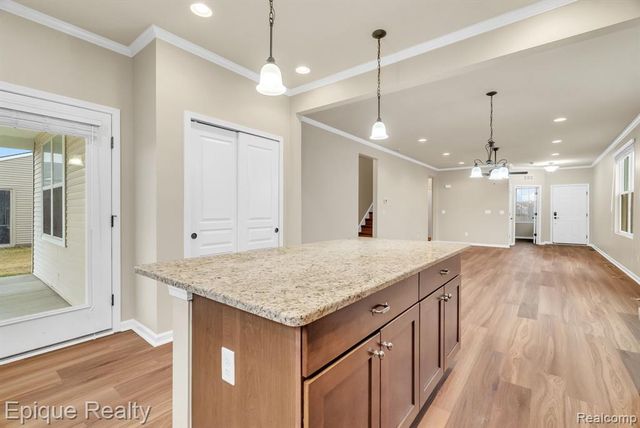 9415 Sand Hill Drive, Grand Blanc, MI 48439