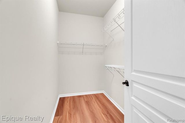 9415 Sand Hill Drive, Grand Blanc, MI 48439